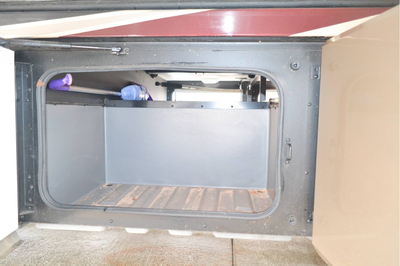 A photo of this 2018 Fleetwood SOUTHWIND 34C