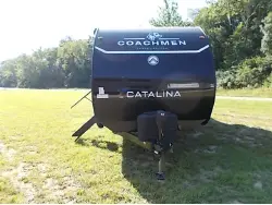2025 Coachmen Catalina Legacy Edition 283EPIC