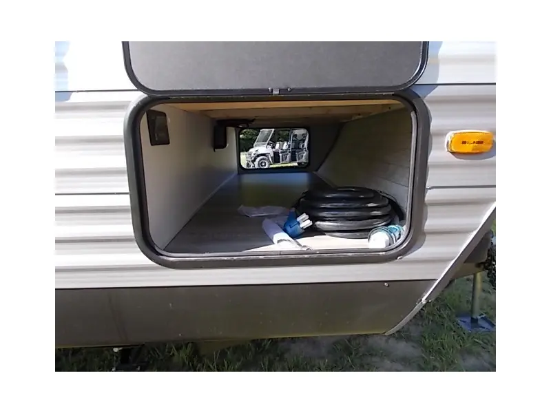 2025 Coachmen Catalina Legacy Edition 283EPIC