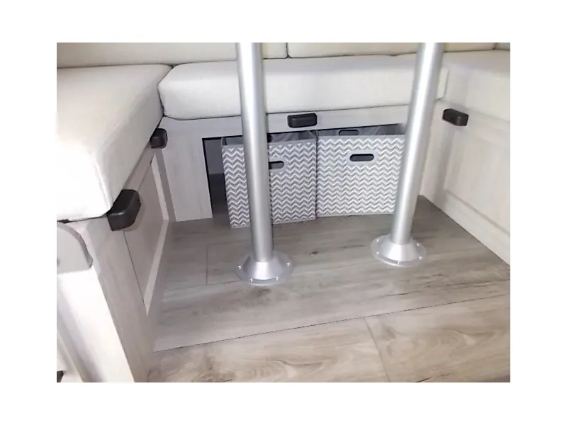 2025 Coachmen Catalina Legacy Edition 283EPIC