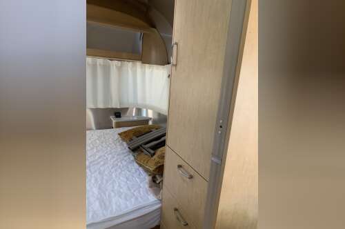 2012 Airstream FLYING CLOUD 23FB QUEEN in washington MO