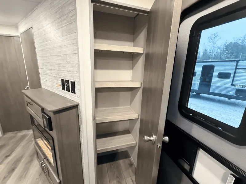 2026 Coachmen Catalina Legacy Edition 293TQBSCK