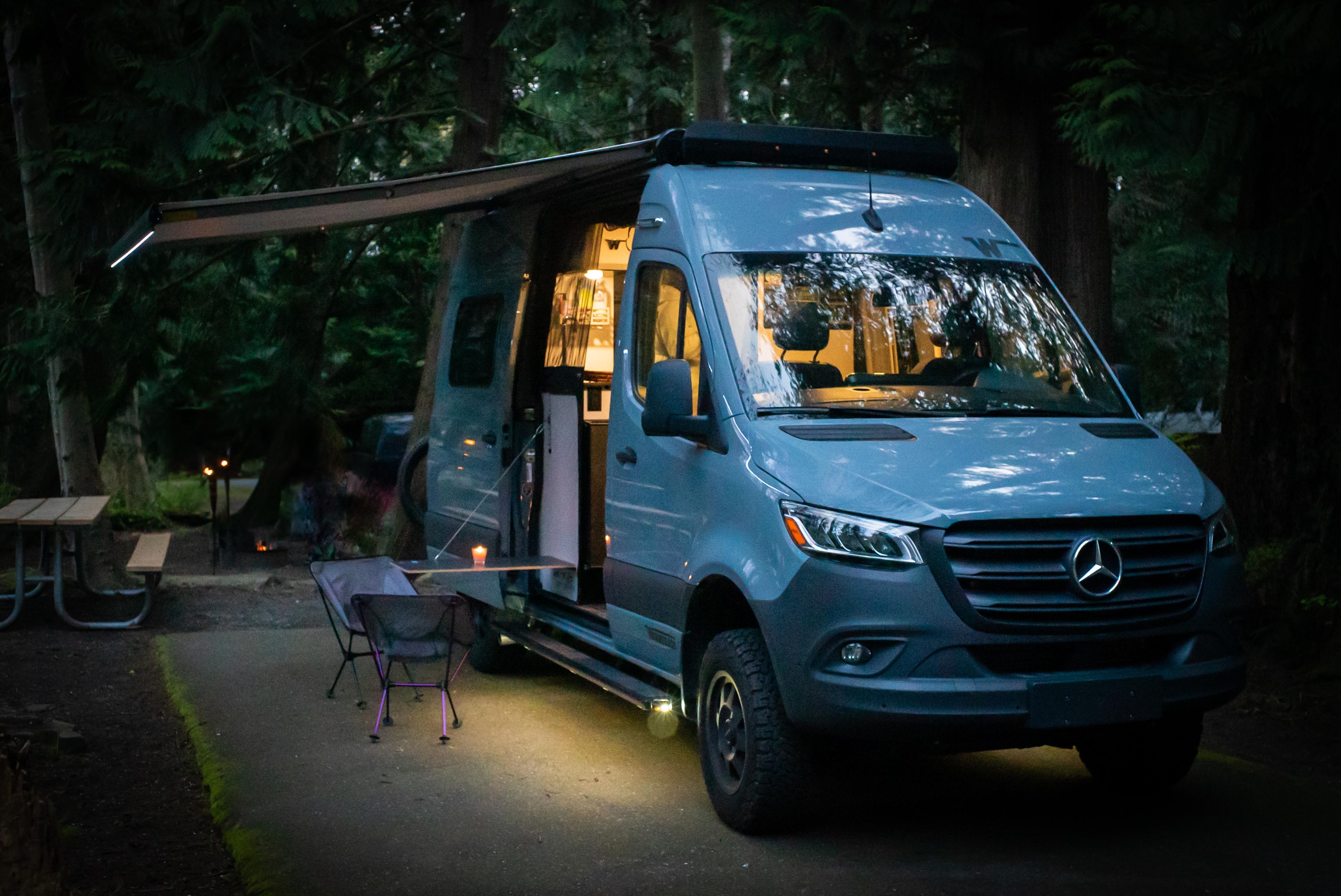 2022 Winnebago REVEL 44E RV