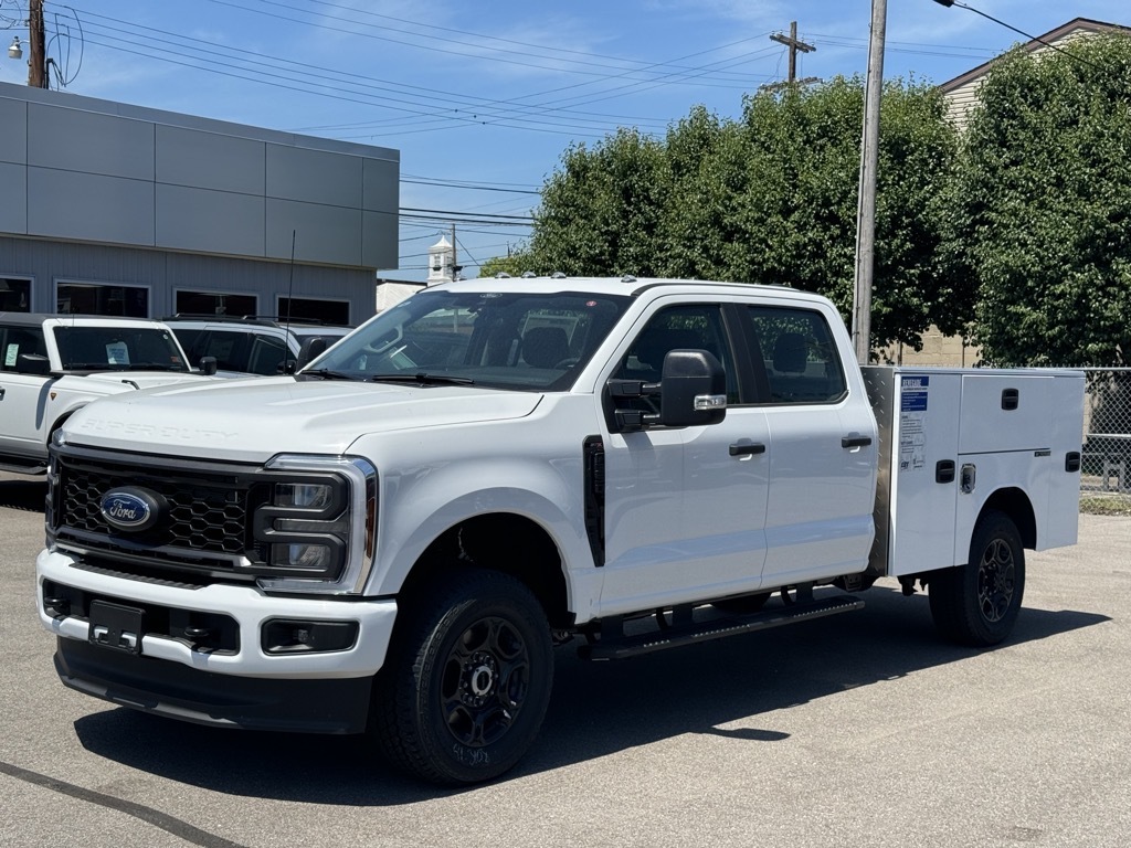 2026 FORD F350 XL in Saint Marys, WV