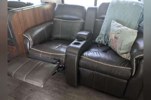 2018 Forest River SUNSEEKER 3010DS in colton SD