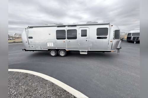 2019 Airstream FLYING CLOUD 30FB BUNK in louisville KY