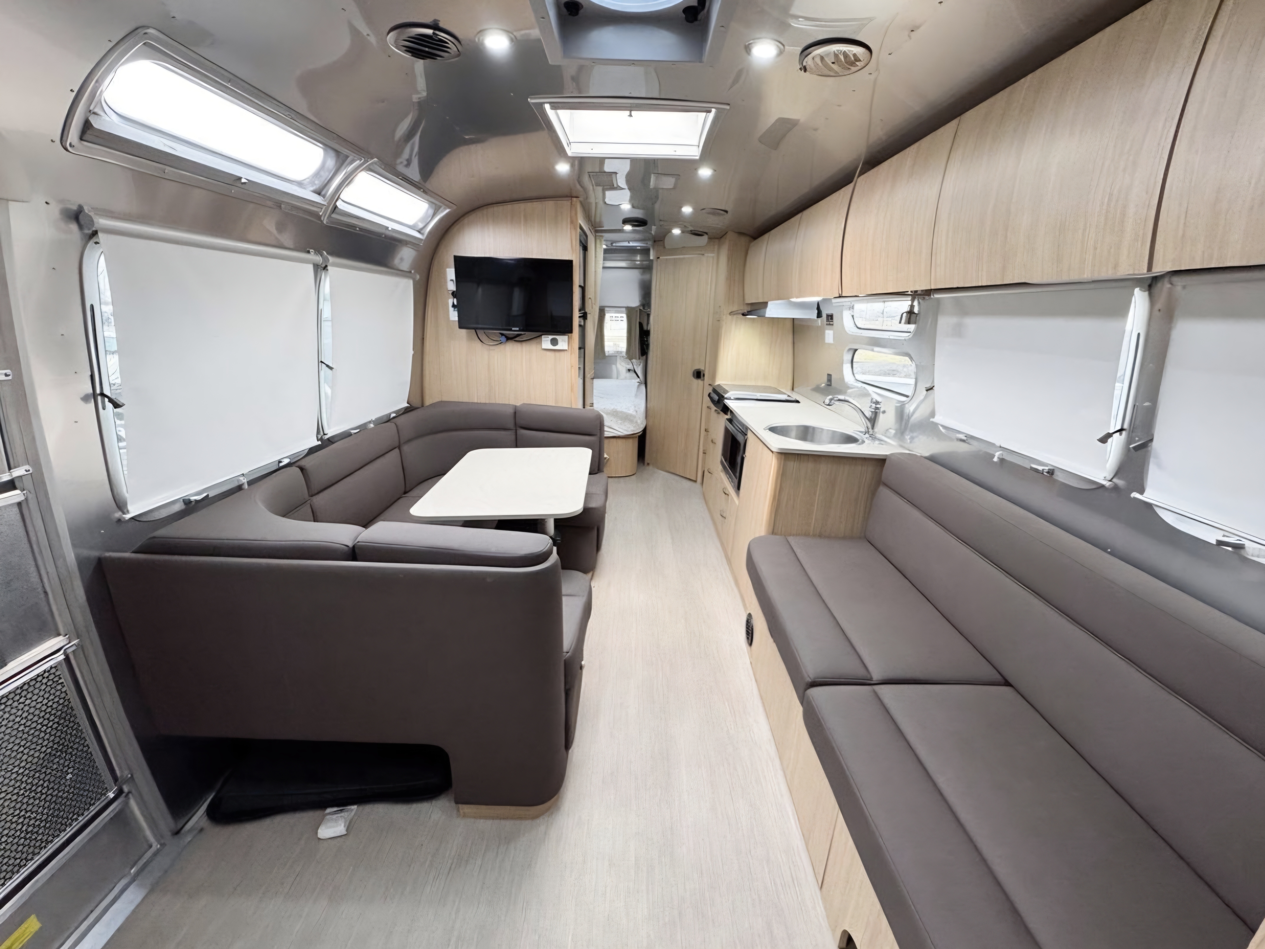 2019 Airstream FLYING CLOUD 30FB BUNK RV