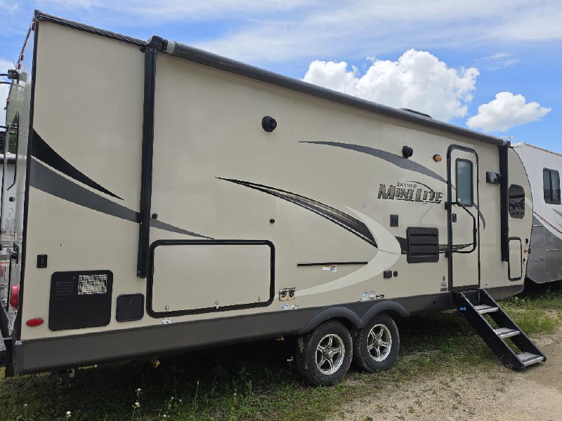 2020 FOREST RIVER ROCKWOOD LITE 2506S