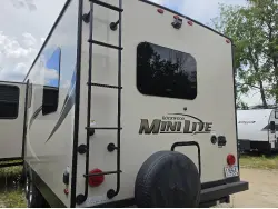 2020 FOREST RIVER ROCKWOOD LITE 2506S