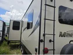 2020 FOREST RIVER ROCKWOOD LITE 2506S