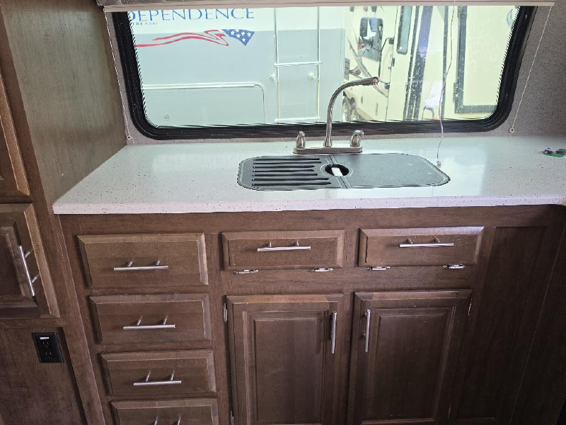 2020 FOREST RIVER ROCKWOOD LITE 2506S