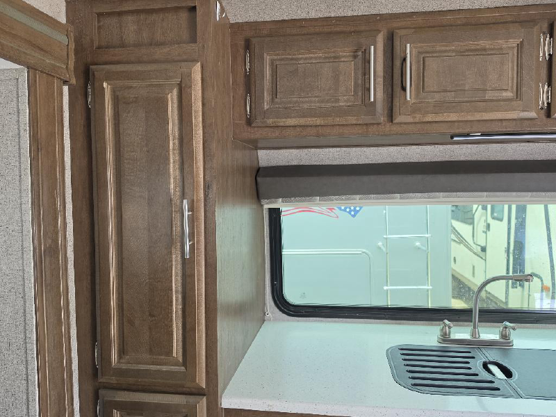 2020 FOREST RIVER ROCKWOOD LITE 2506S