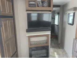 2020 FOREST RIVER ROCKWOOD LITE 2506S