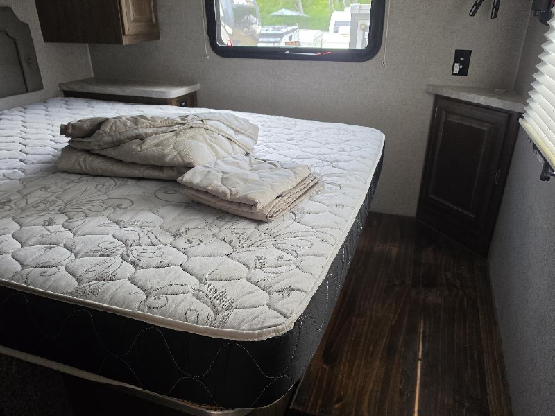 2020 FOREST RIVER ROCKWOOD LITE 2506S