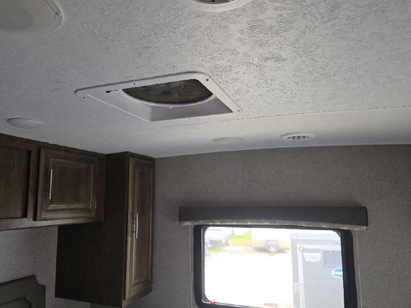 2020 FOREST RIVER ROCKWOOD LITE 2506S