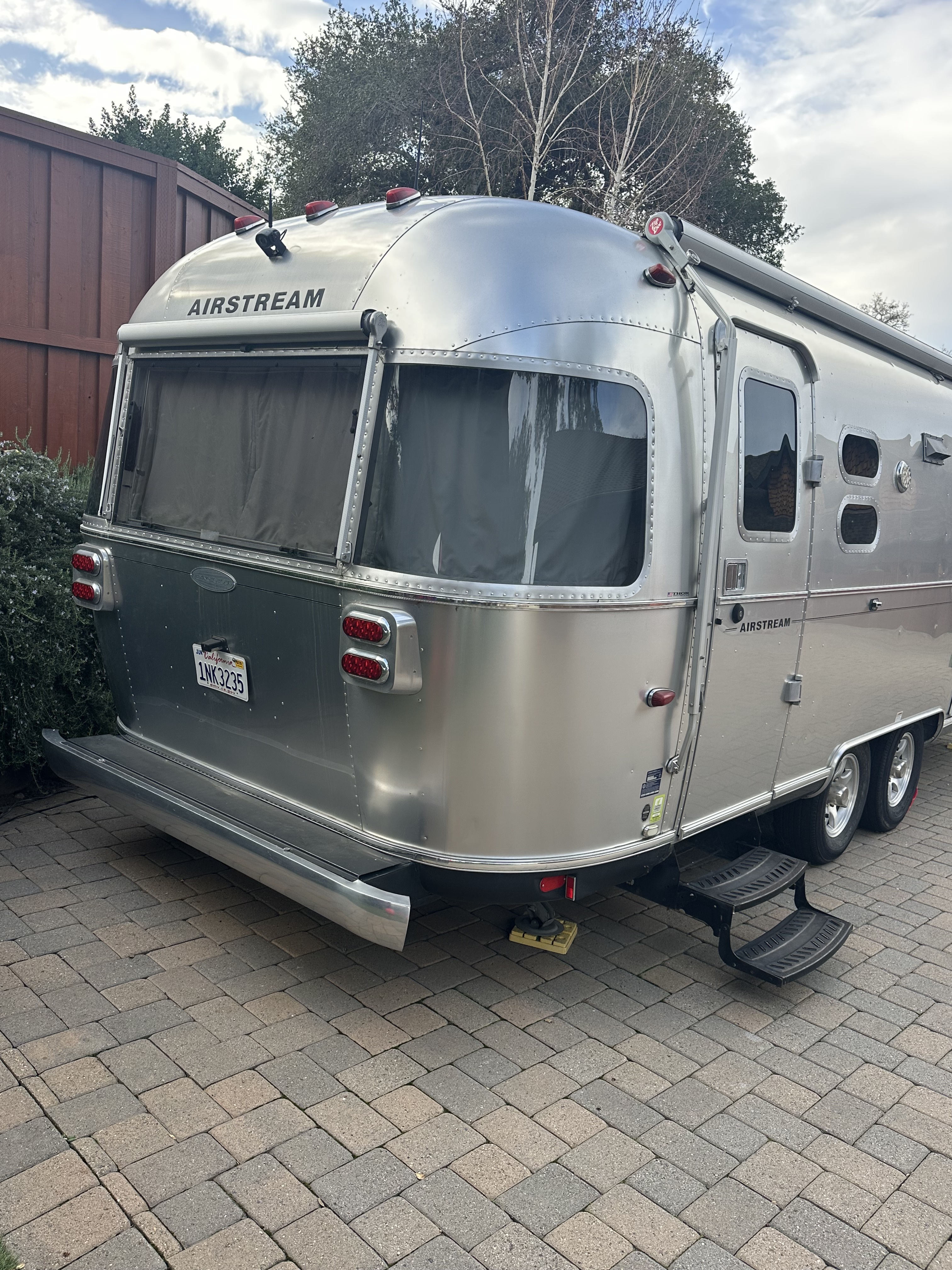 2014 Airstream FLYING CLOUD 27FB TWIN in san jose CA
