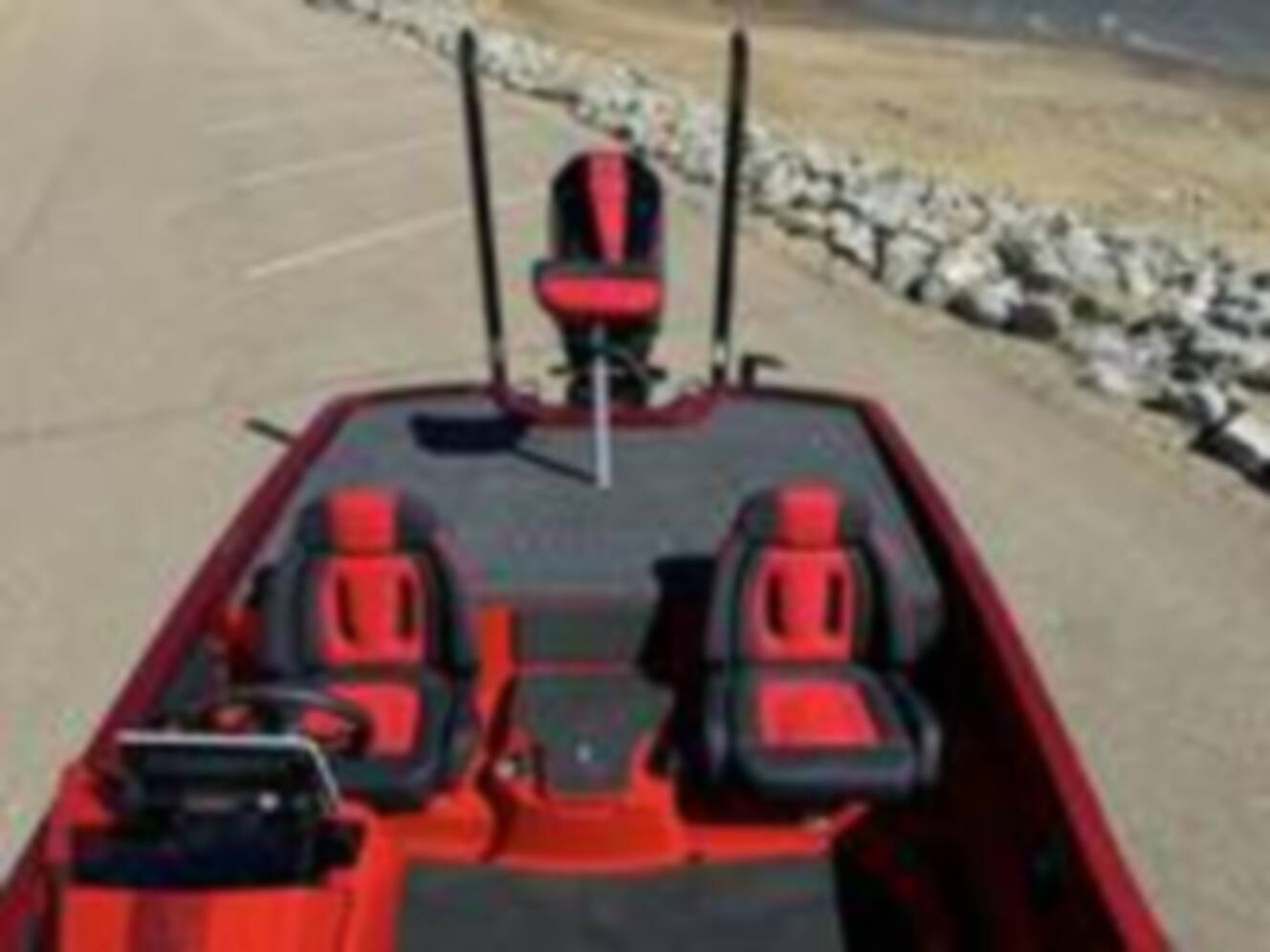 A photo of this 2024 Ikon LX21