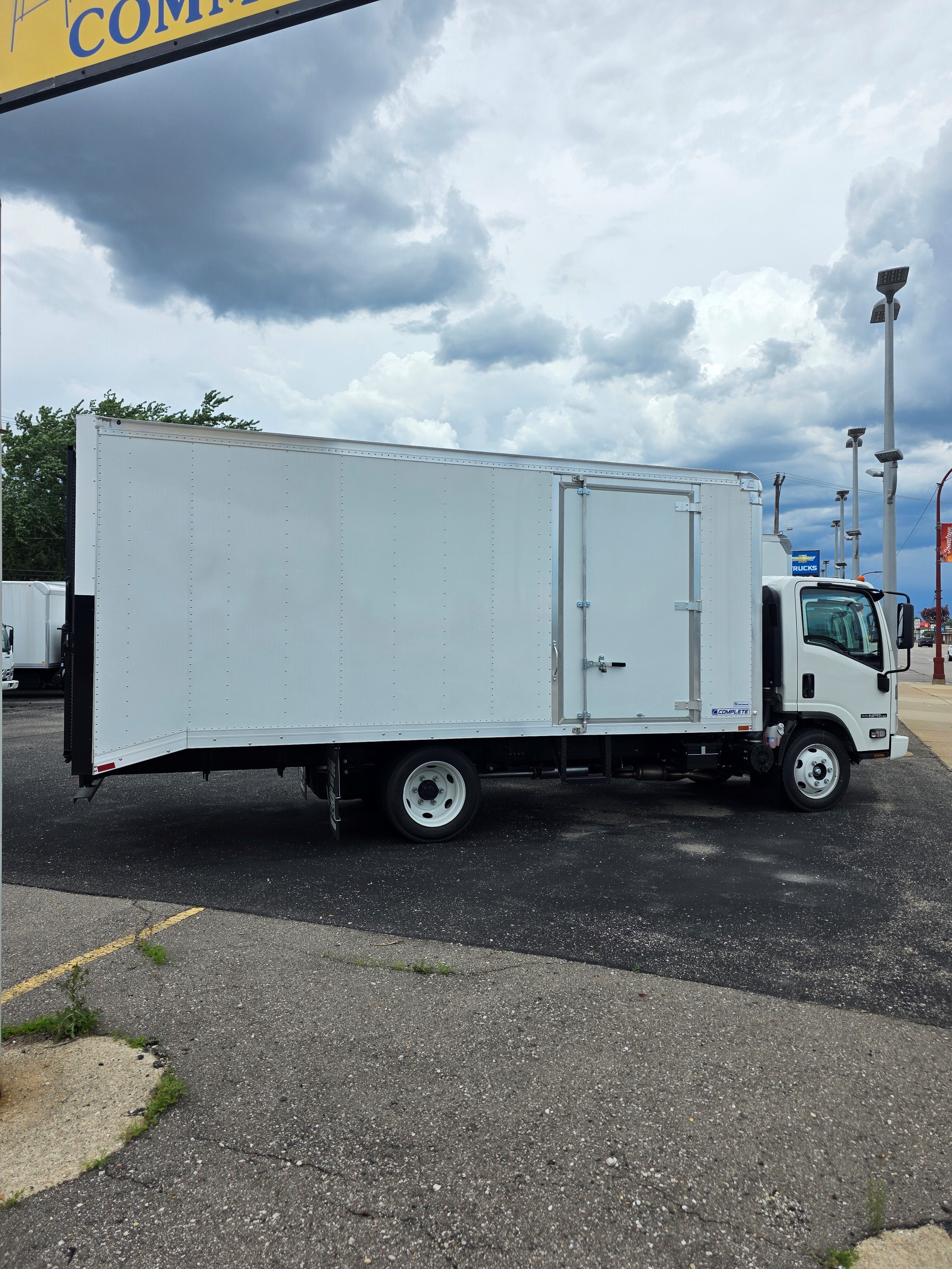 2026 ISUZU NPR HD in Center Line, MI