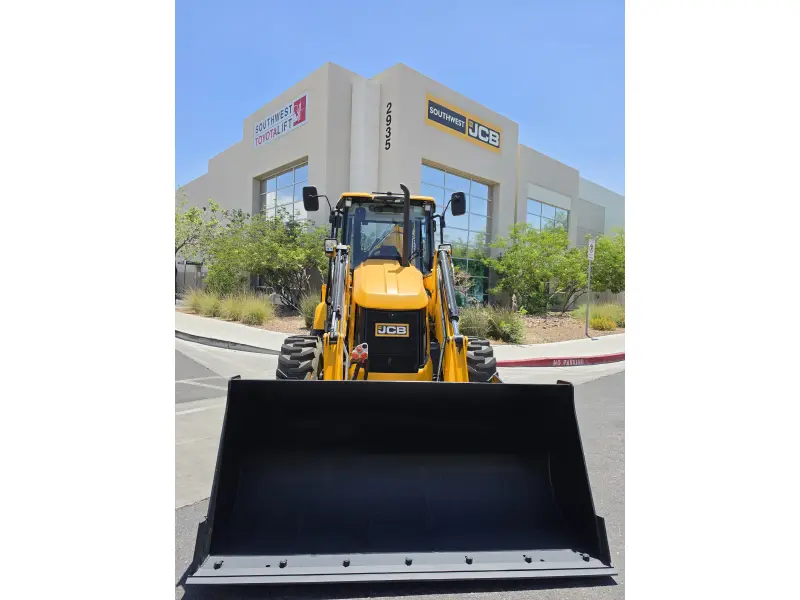 2025 JCB 3CX