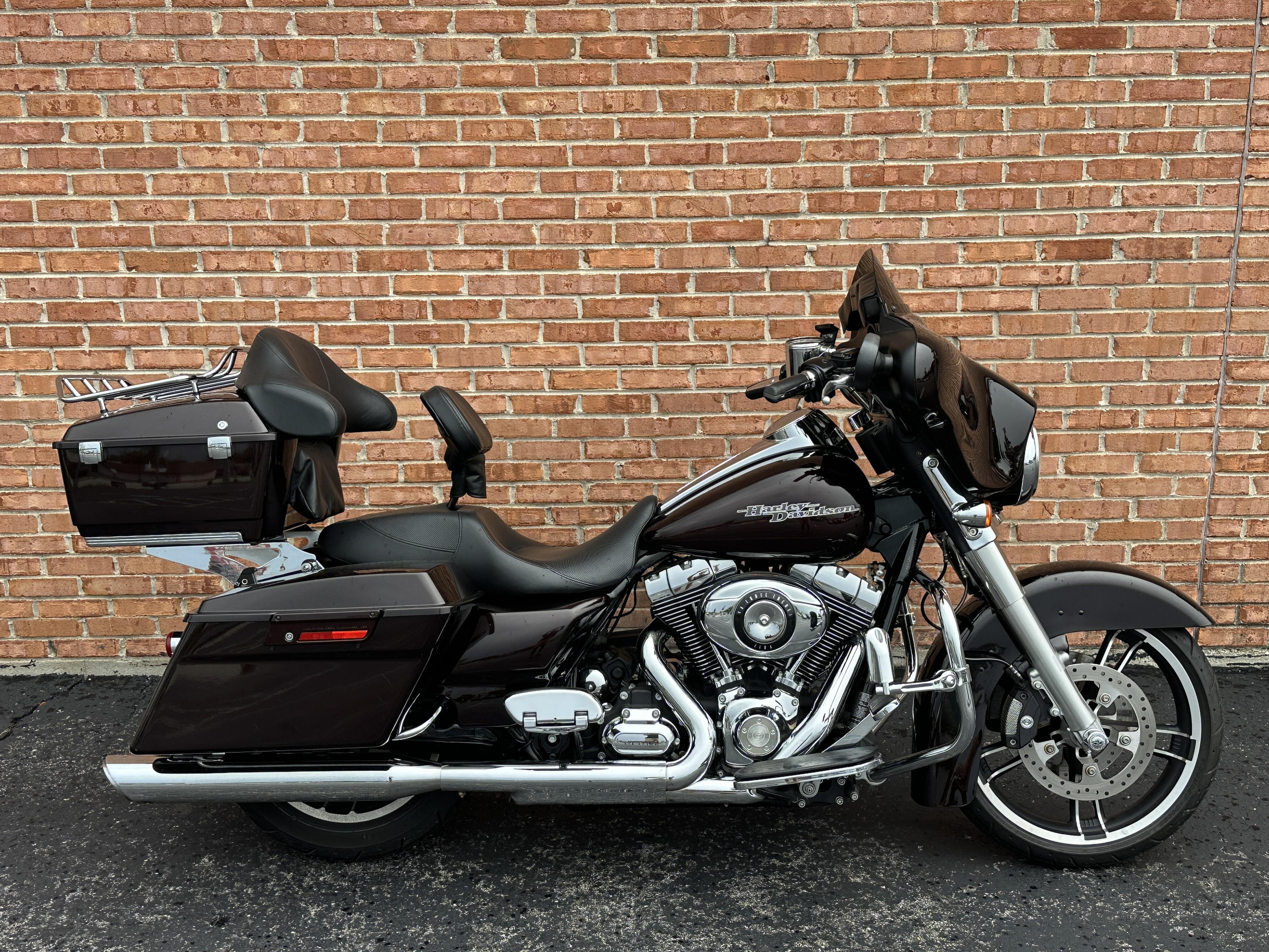 2011 Harley-Davidson FLHX Street Glide FLHX in Chicago, IL