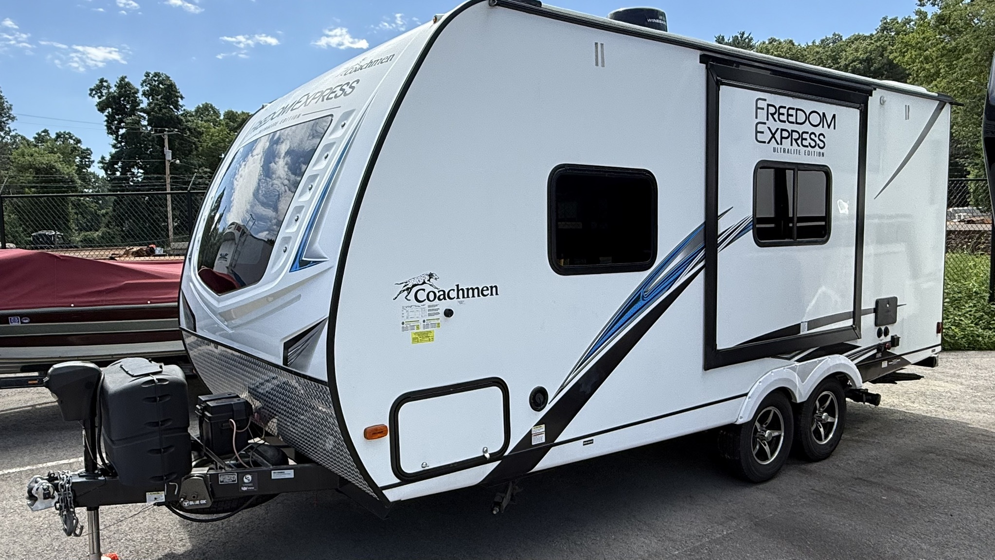 2021 Coachmen FREEDOM EXPRESS ULTRA LITE 192RBS in merrimack NH
