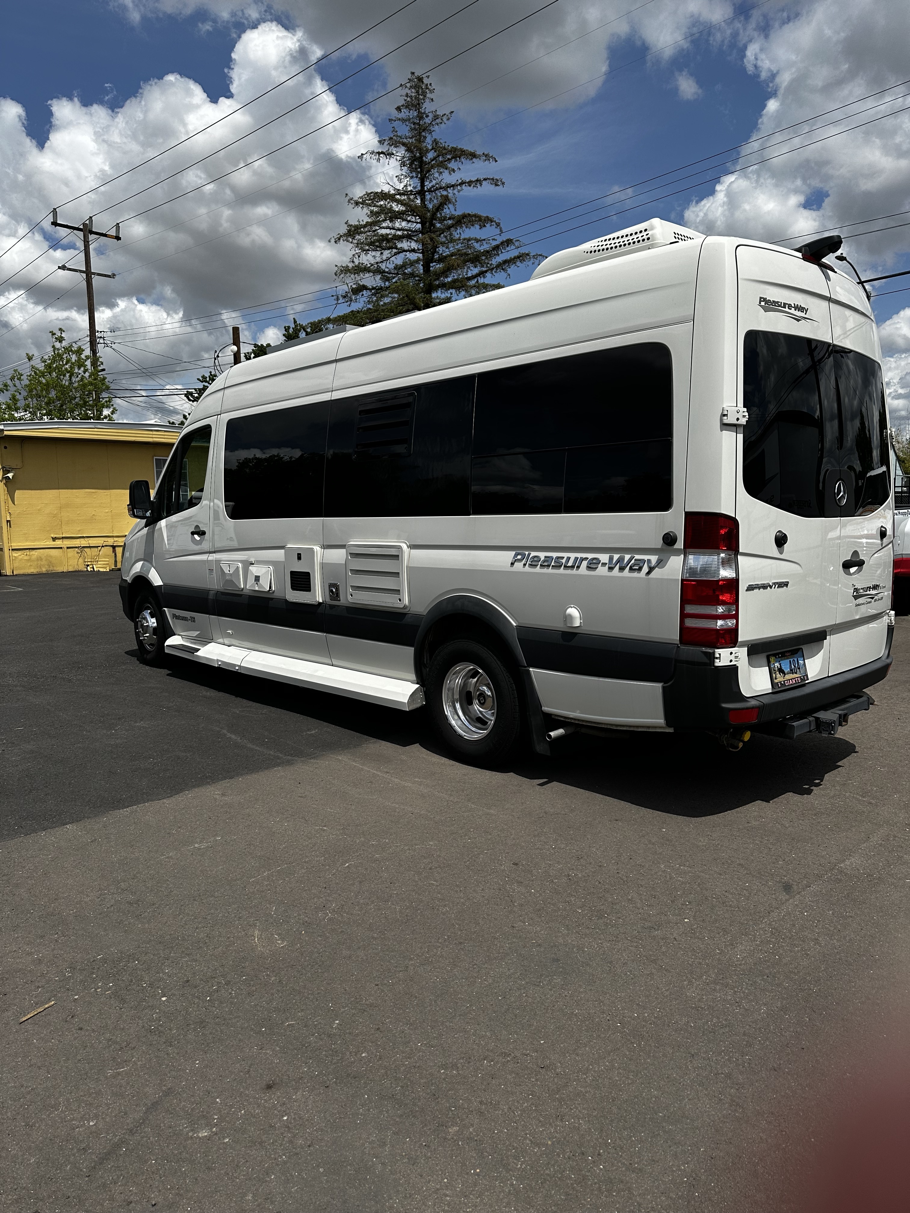 2020 Pleasure Way PLATEAU TS 3500 in fresno CA