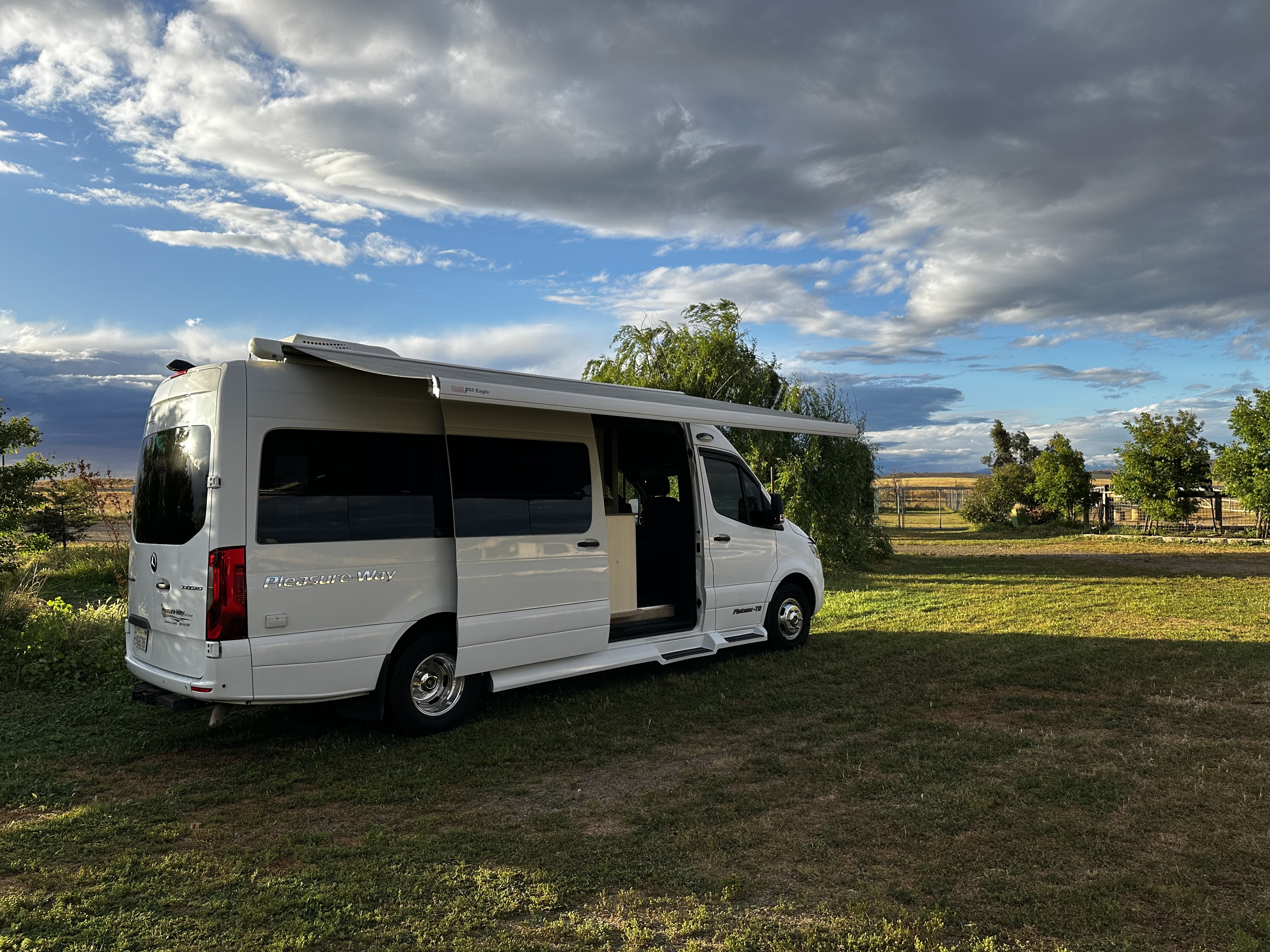 2020 Pleasure Way PLATEAU TS 3500 in fresno CA