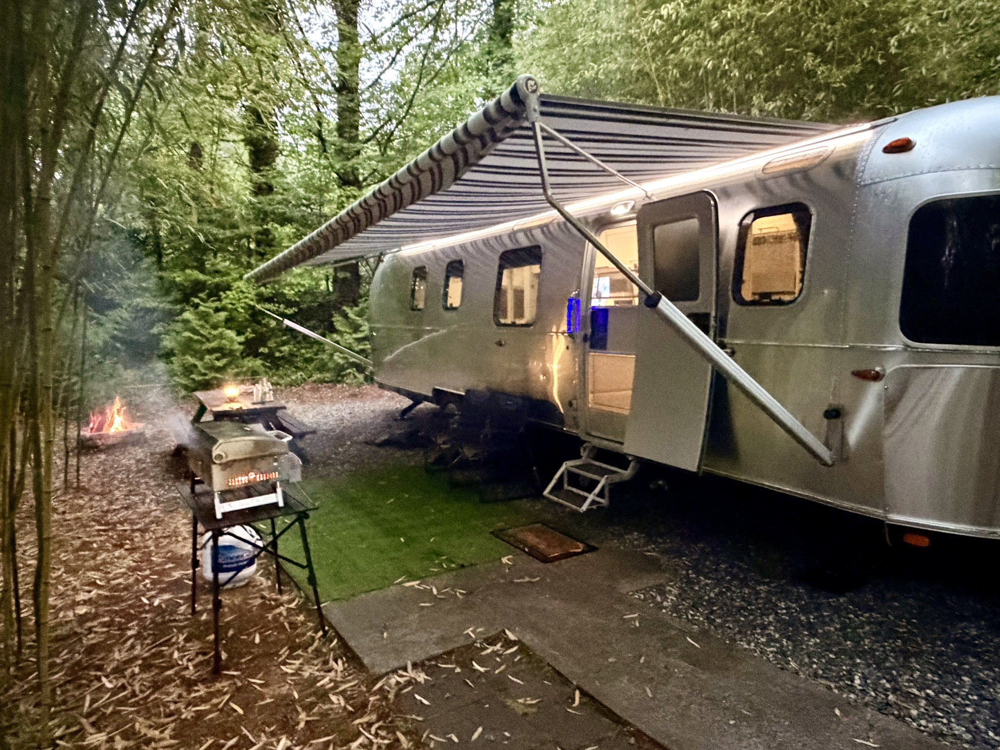 2025 Airstream CLASSIC 33FBQ RV