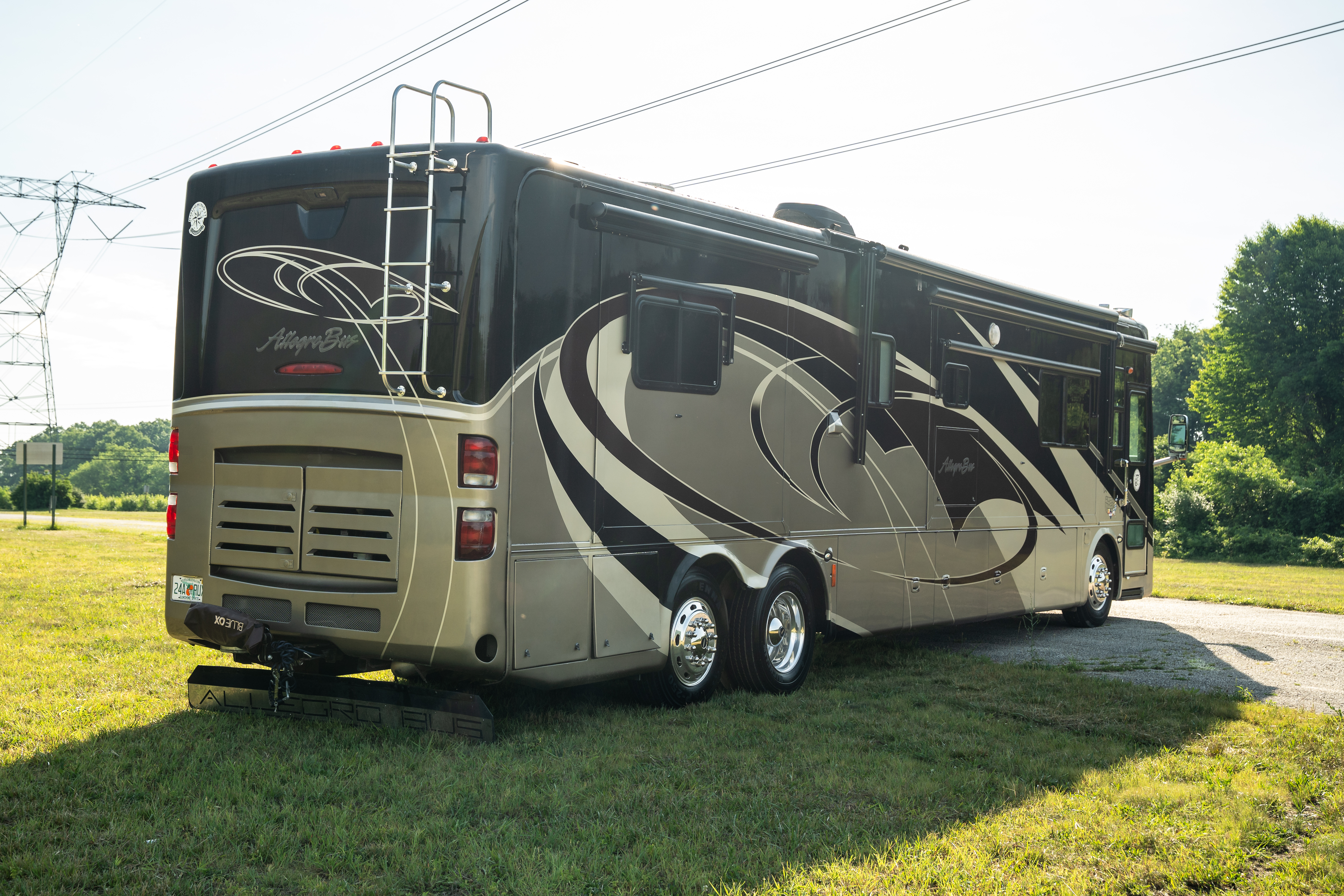 2008 Tiffin Motorhomes ALLEGRO BUS 42 QRP RV