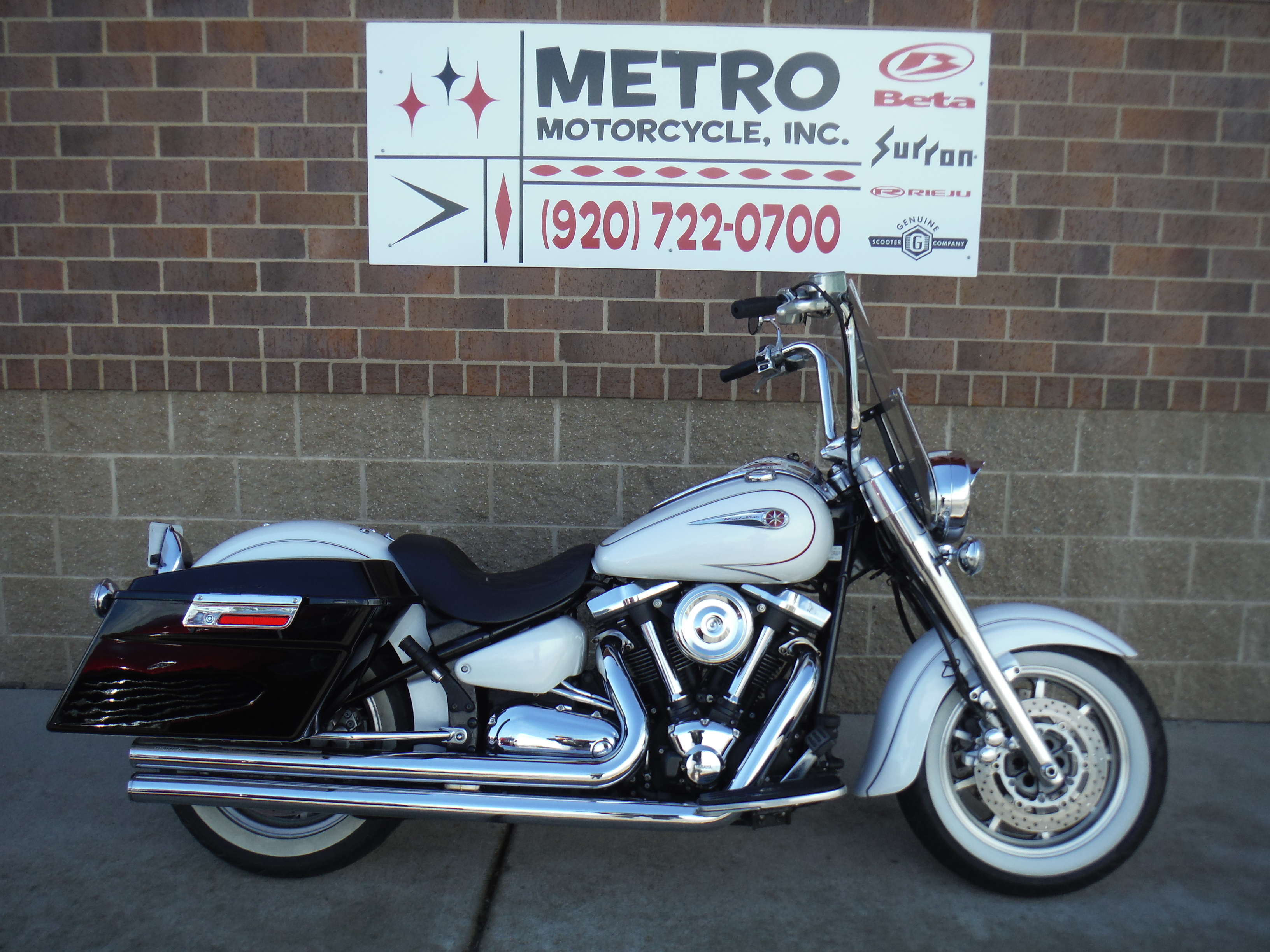 2004 Yamaha ROAD STAR XV1700 BASE in Neenah, WI