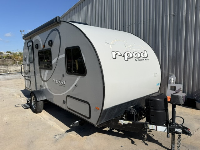 2019 Forest River r-pod RP-180 in inverness FL