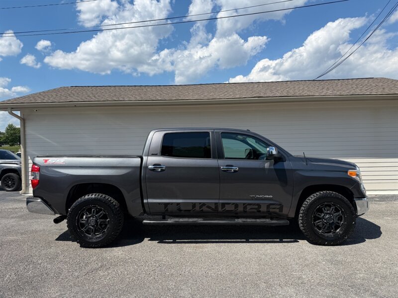 2016 TOYOTA TUNDRA in Nashville, TN