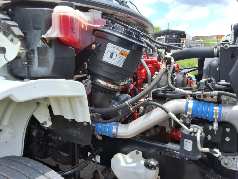2014 FREIGHTLINER BUSINESS CLASS M2 106