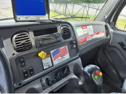 2014 FREIGHTLINER BUSINESS CLASS M2 106