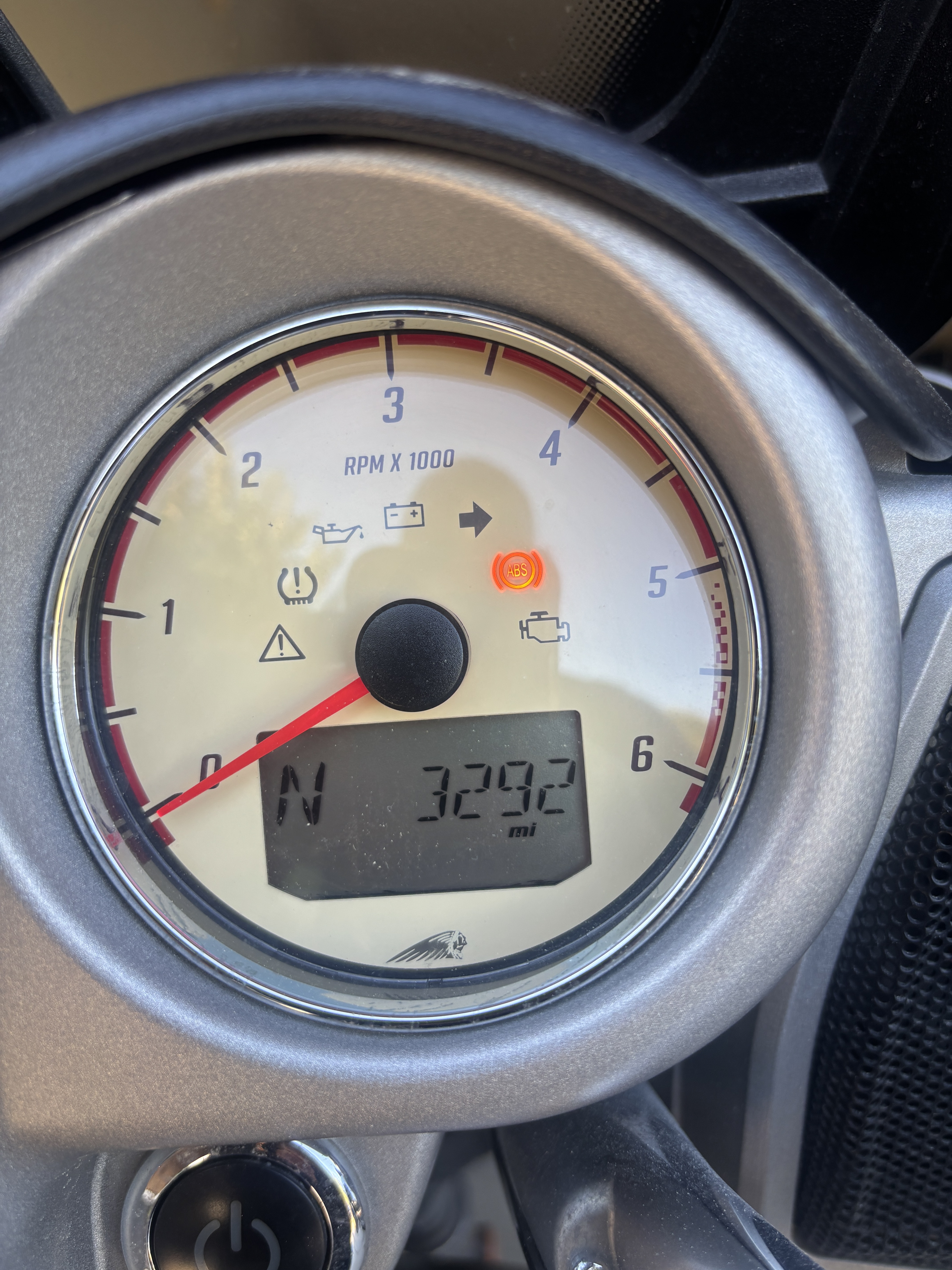 2017 Indian CHIEFTAIN 111 111 in Valencia, CA