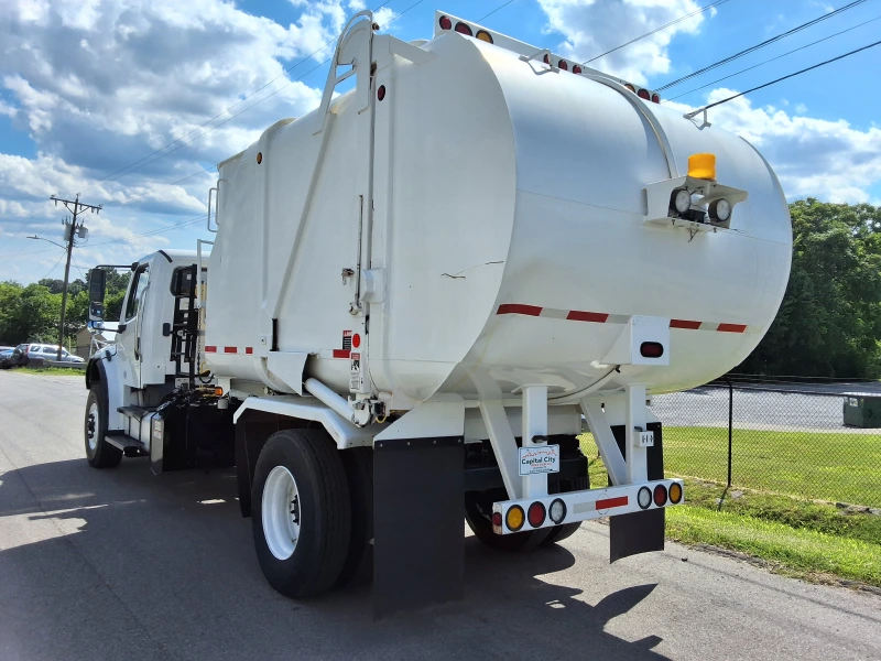 2016 FREIGHTLINER BUSINESS CLASS M2 106