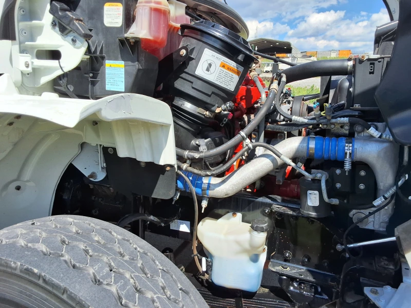 2016 FREIGHTLINER BUSINESS CLASS M2 106