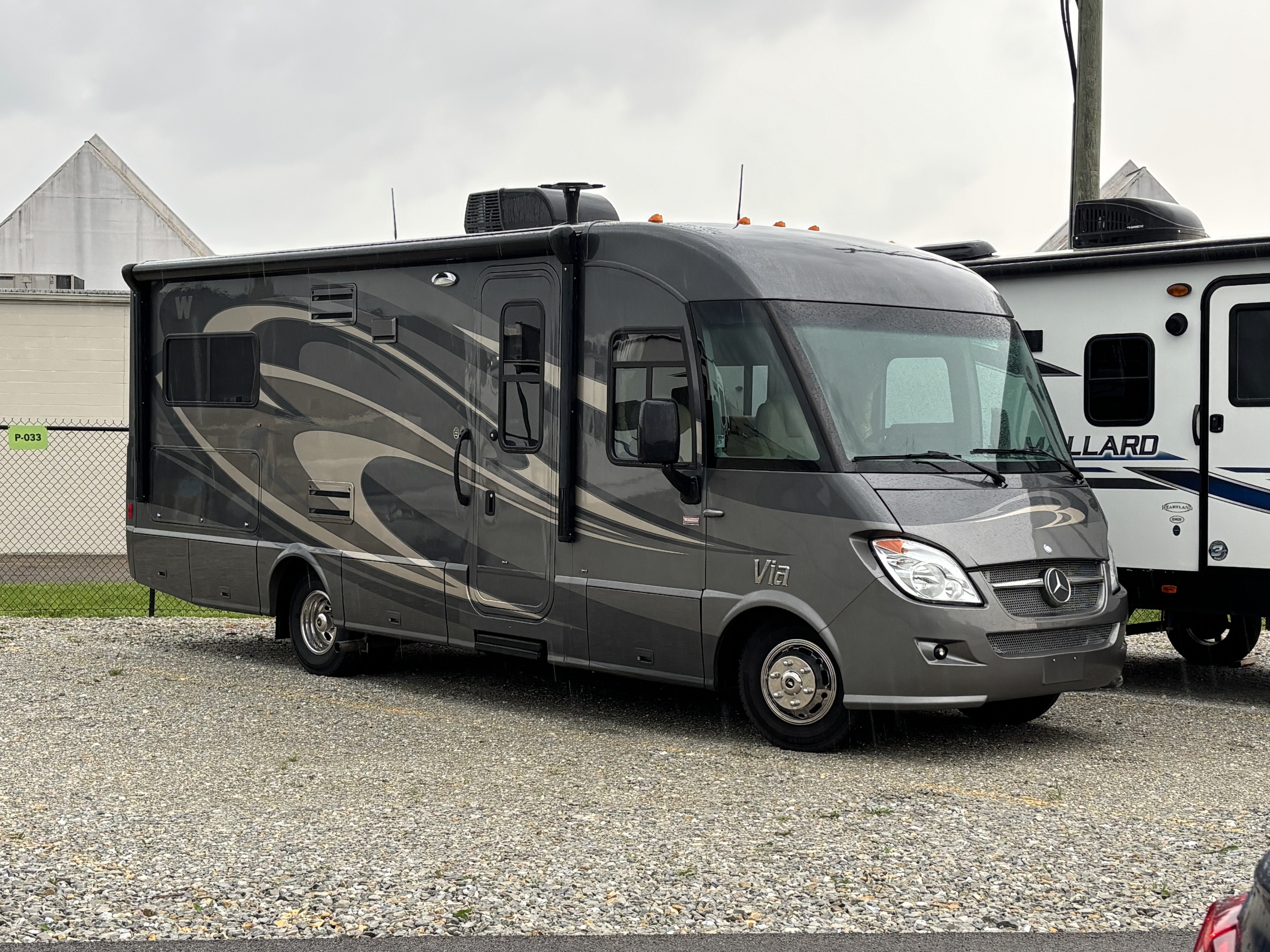 2012 Winnebago VIA 25T RV