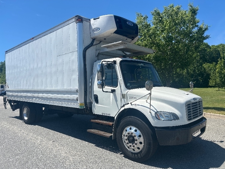 2020 FREIGHTLINER BUSINESS CLASS M2 106 in Franklin, MA