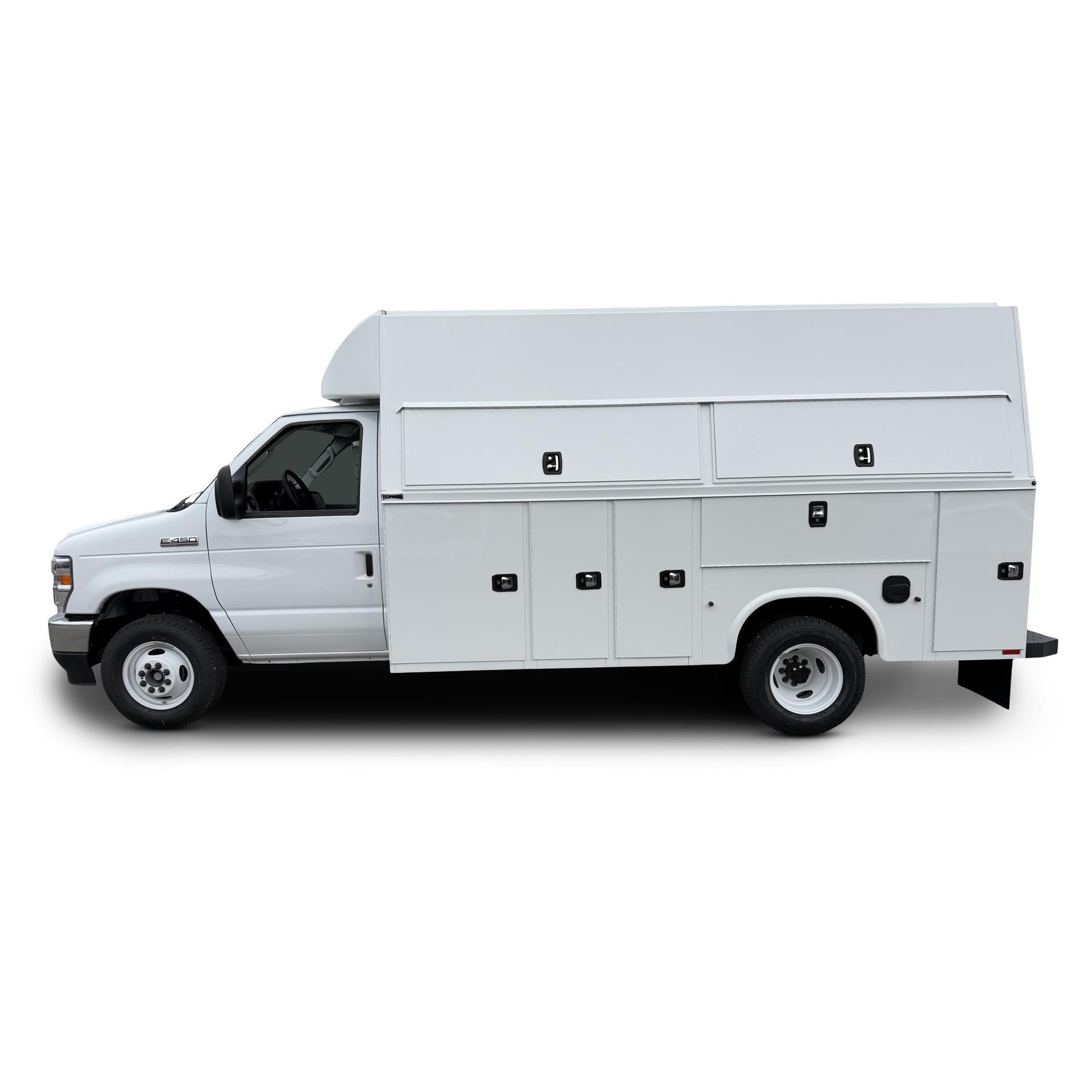 2027 FORD ECONOLINE in Cincinnati, OH
