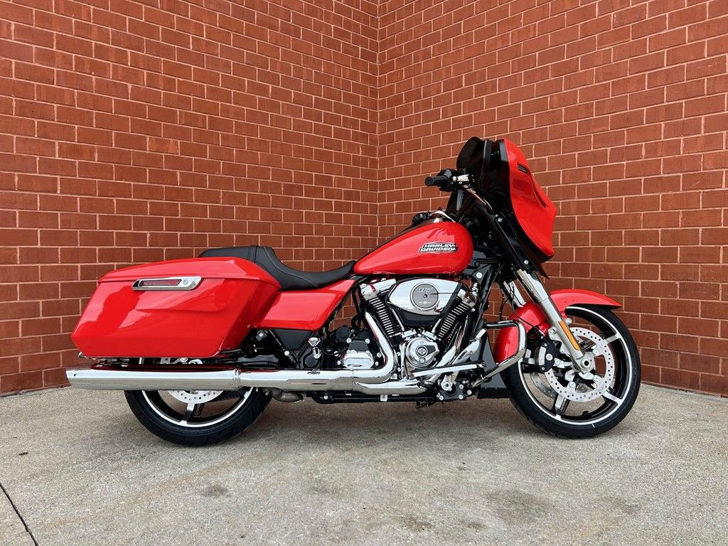 2026 Harley-Davidson Street Glide FLHX in Waterford Twp, MI