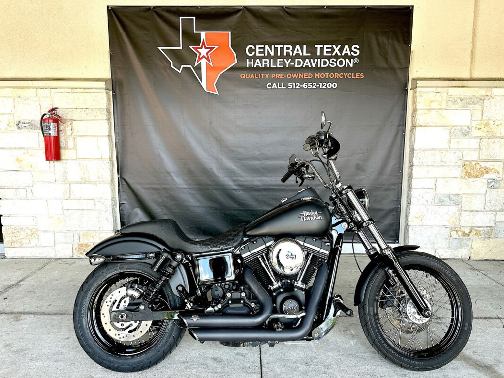2017 Harley-Davidson Dyna Street Bob DYNA in Round Rock, TX