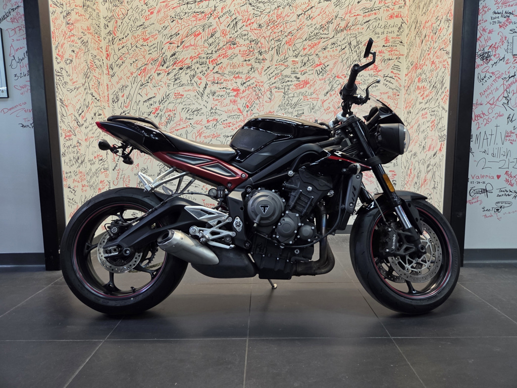 2018 Triumph Street Triple R R in Woodbridge, VA