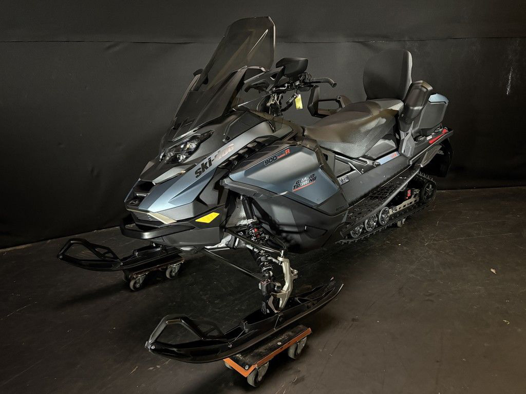 2026 Ski-Doo Grand Touring LE With Platinum Package 900 ACE Tur 900 ACE 137 in appleton WI
