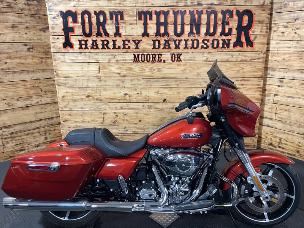 2024 Harley-Davidson Street Glide in Moore, OK