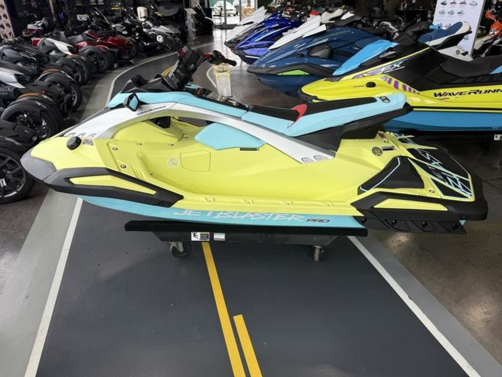 2025 Yamaha Waverunners Jetblaster PRO 3-Up PRO 3-UP in Greeneville, TN
