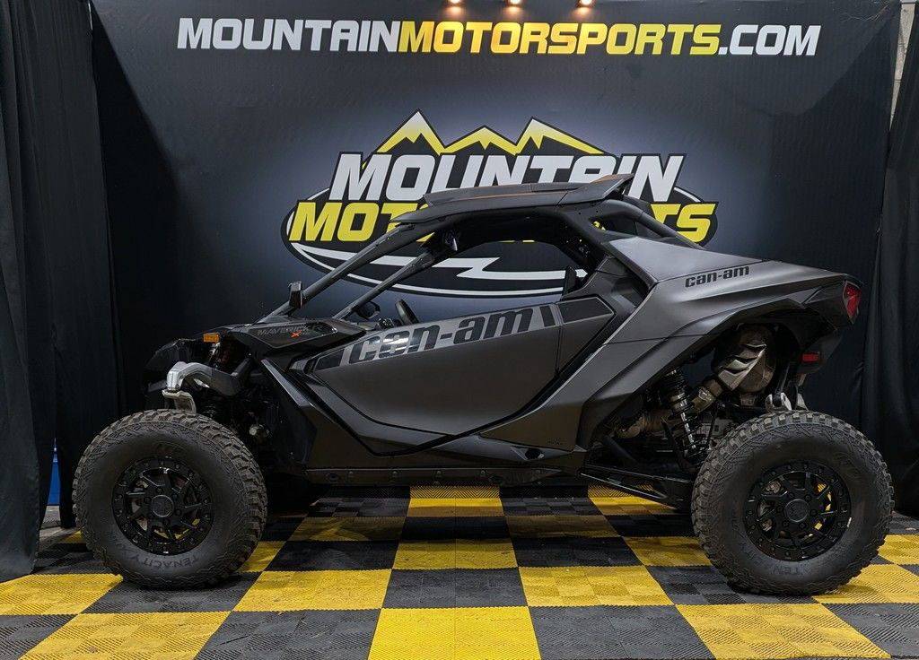 2024 Can-Am Maverick R X RS Triple Black in lithia springs GA