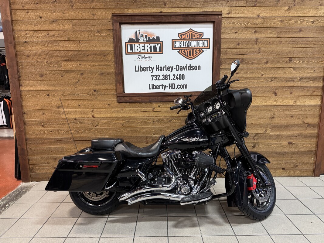 2013 Harley-Davidson Street Glide in Rahway, NJ