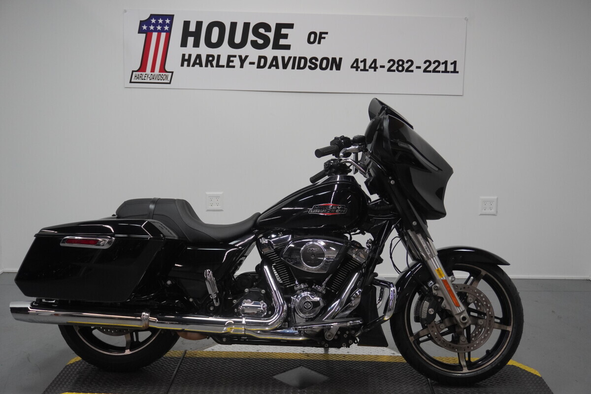 2024 Harley-Davidson Street Glide in Milwaukee, WI