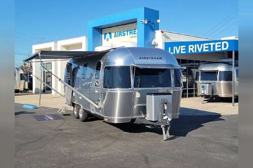 2026 Airstream International 25FB Twin in midway city CA
